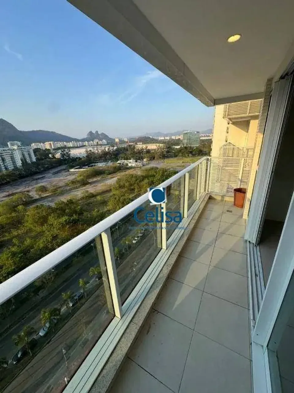 Apartamento com 2 quartos e 3 banheiros, varanda — photo 6