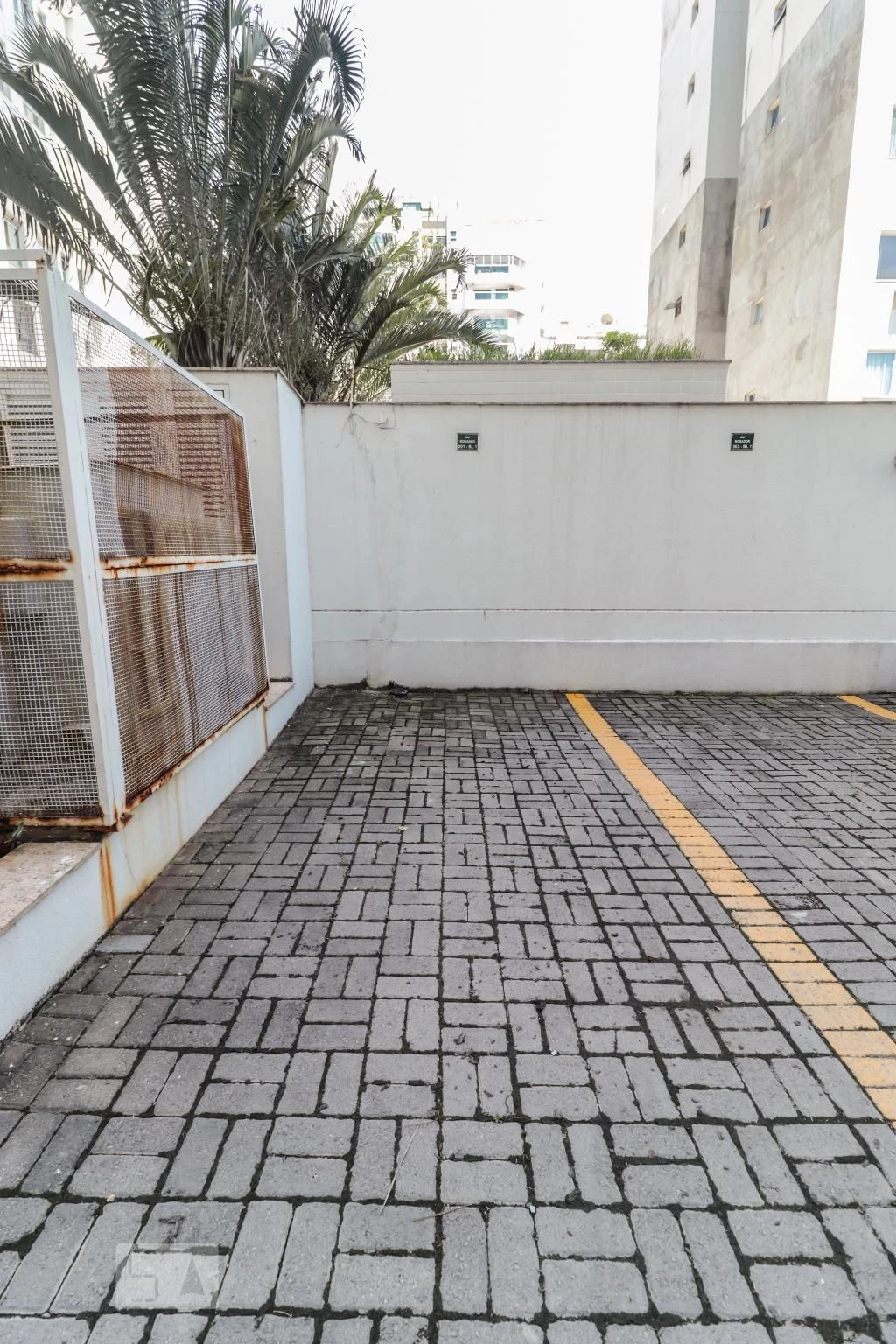 Apartamento para alugar de 100 m² com 3 quartos e varanda — photo 79