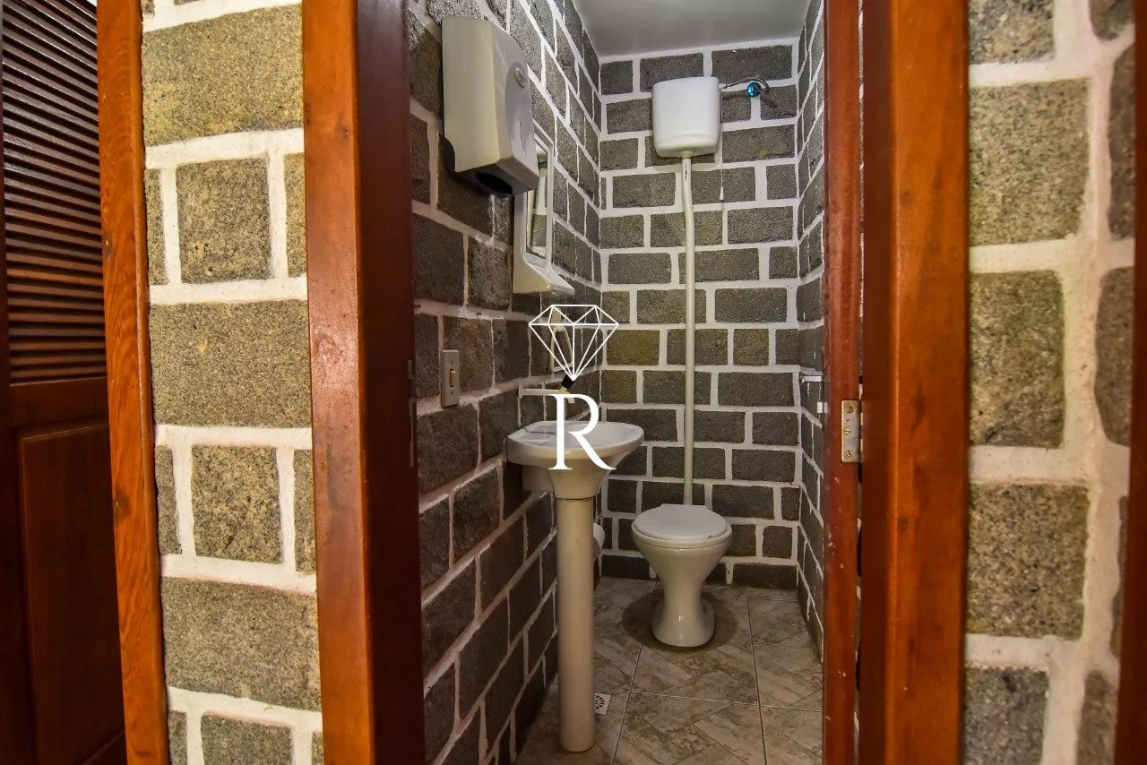 Casa tipo sítio con 4 dormitorios y 6 plazas de aparcamiento — photo 91