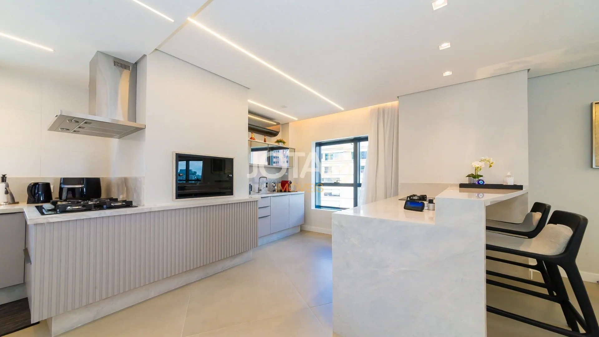 3-bedroom apartment with a dishwasher — photo 12