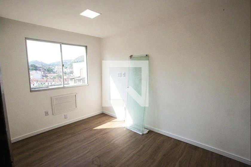 3-bedroom apartment in a building with a gym — photo 13