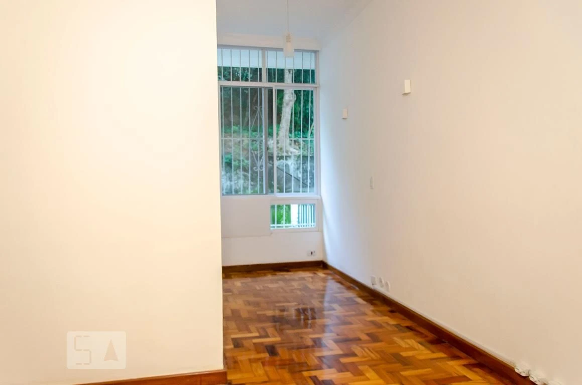 Apartamento, 56 m², com piso de madeira ou laminado — photo 3