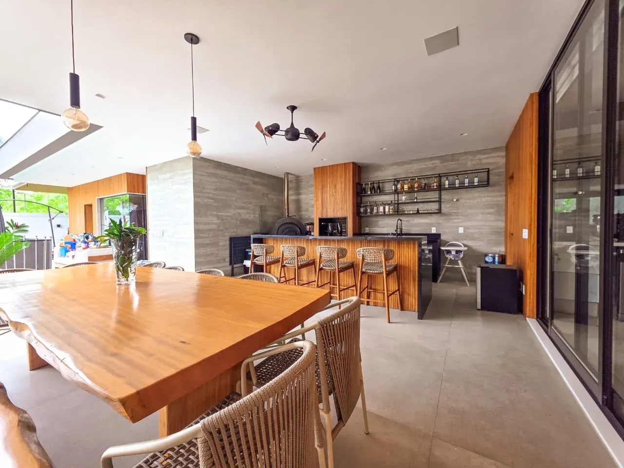 Furnished house, 920 m², with a bathtub — photo 38