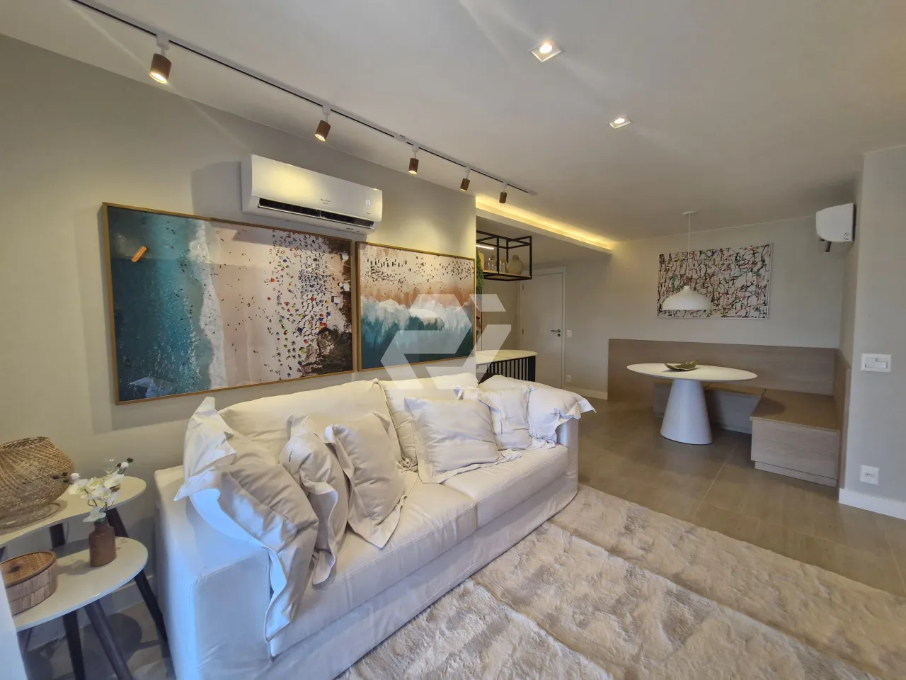 Apartamento mobiliado com 3 quartos, 2 banheiros e 121 m² — photo 14