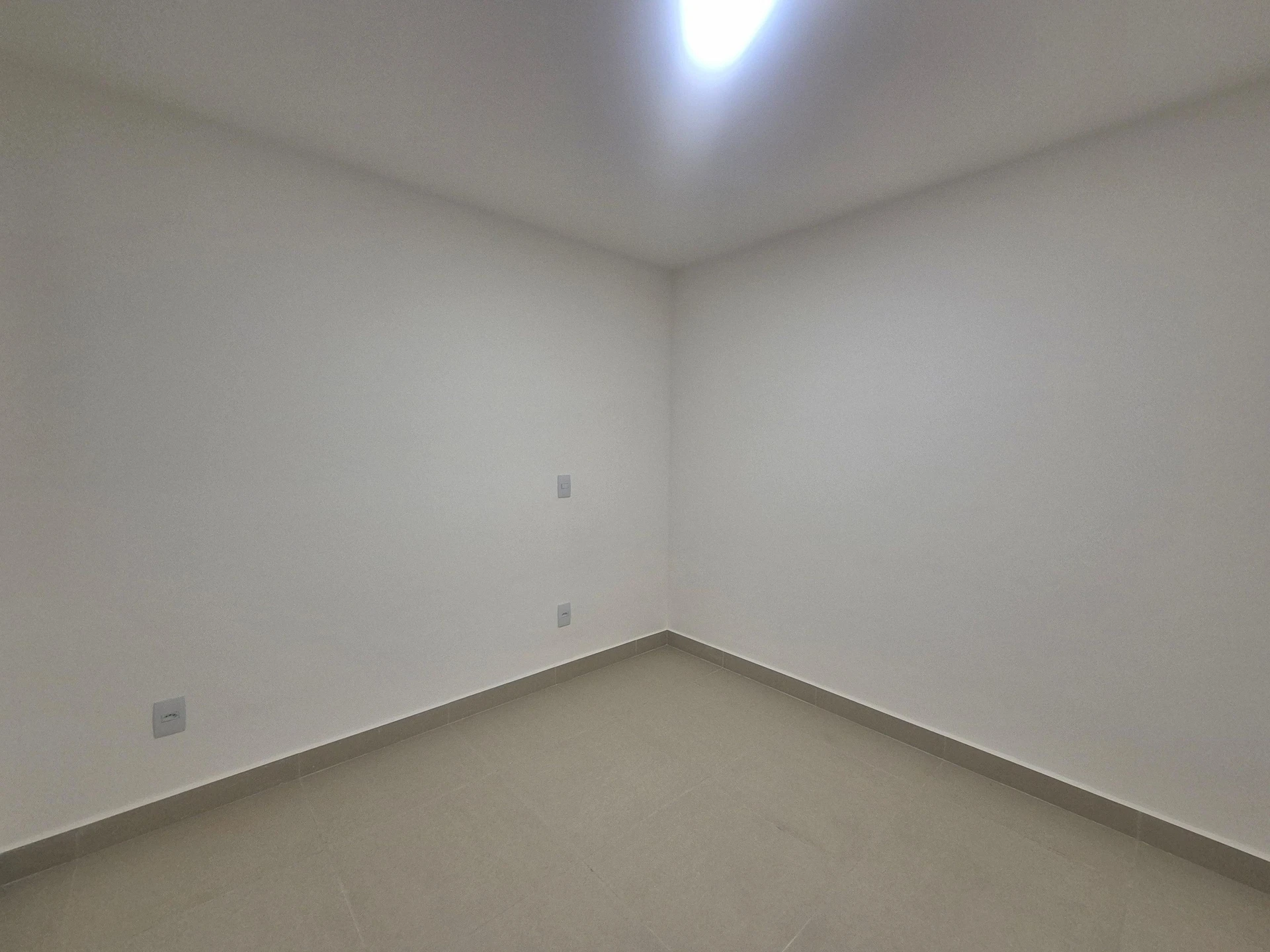 3-bedroom apartment with a grill on the balcony — photo 19