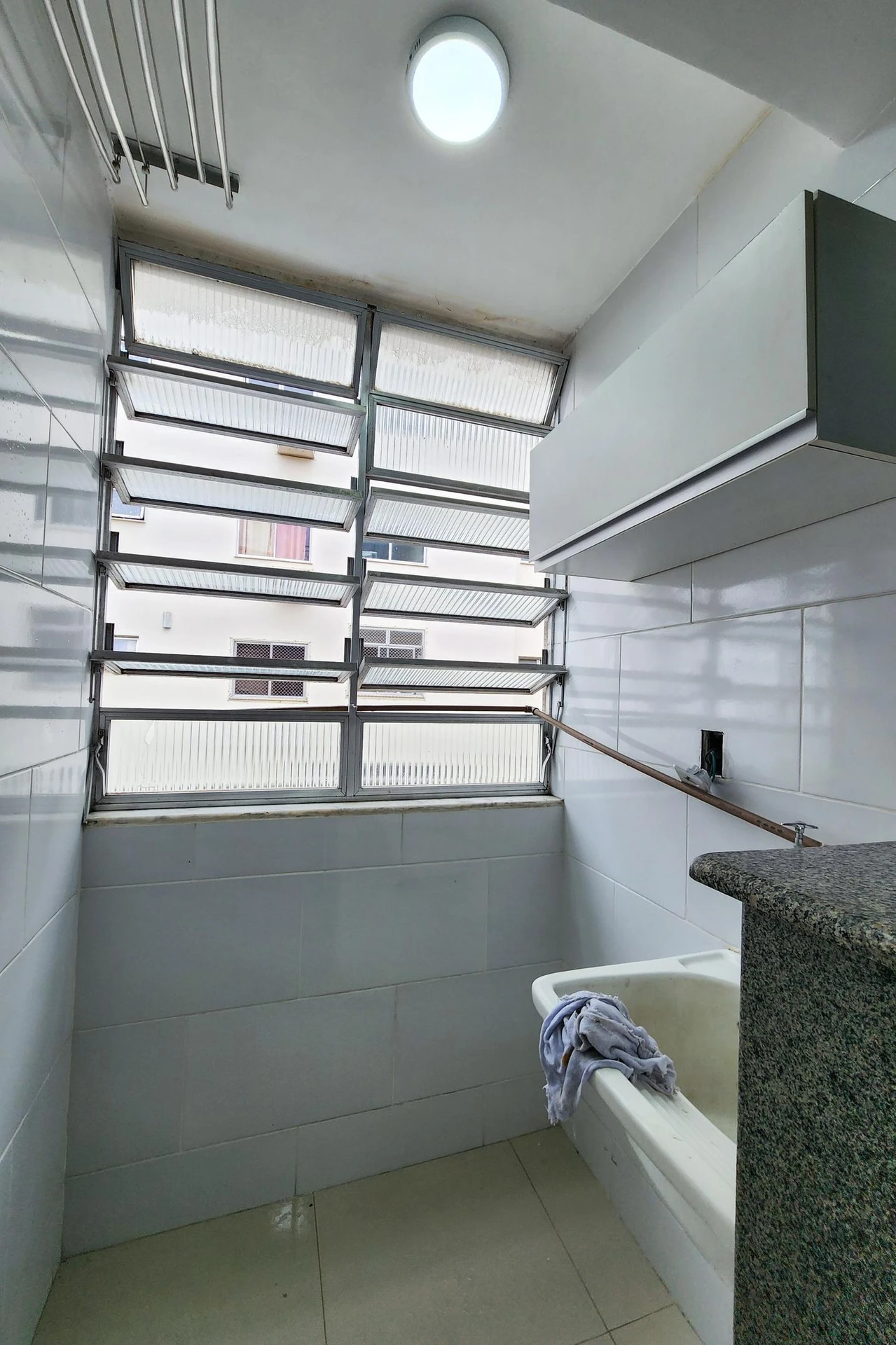 Furnished apartment, 58 m², with a mountain view — photo 6