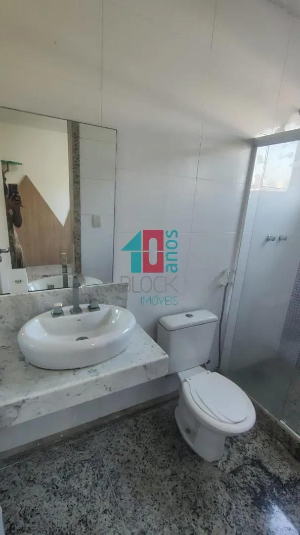 Casa de 480 m² com 5 quartos, 1 suíte e 2 vagas — photo 25