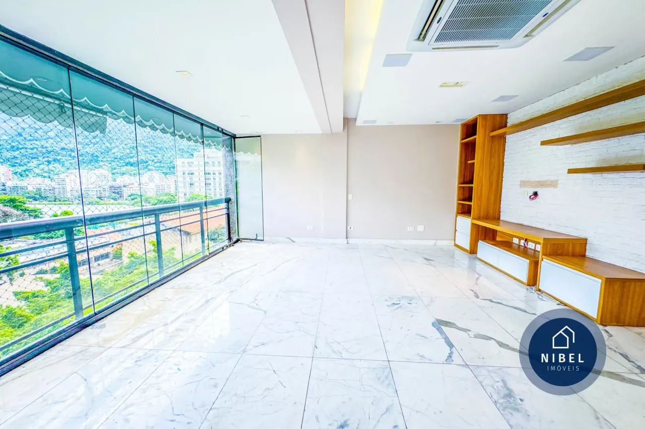 Penthouse with 3 bedrooms and integrated kitchen — photo 3