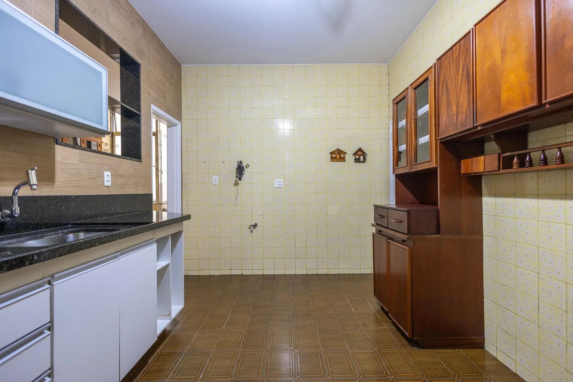 3-bedroom apartment with a park view — photo 20