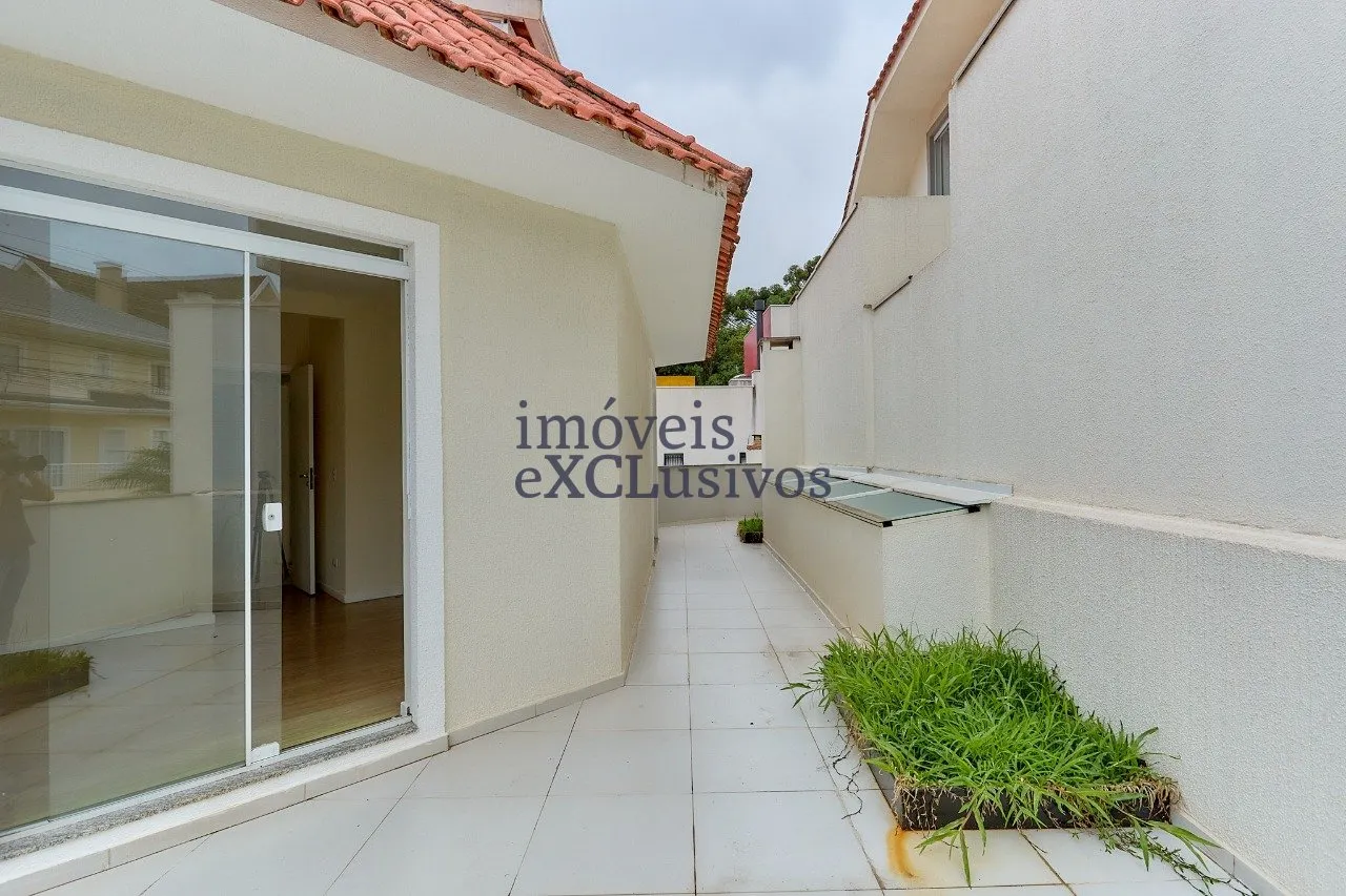 House with 3 en-suite bedrooms and 500 m², 3 parking — photo 55