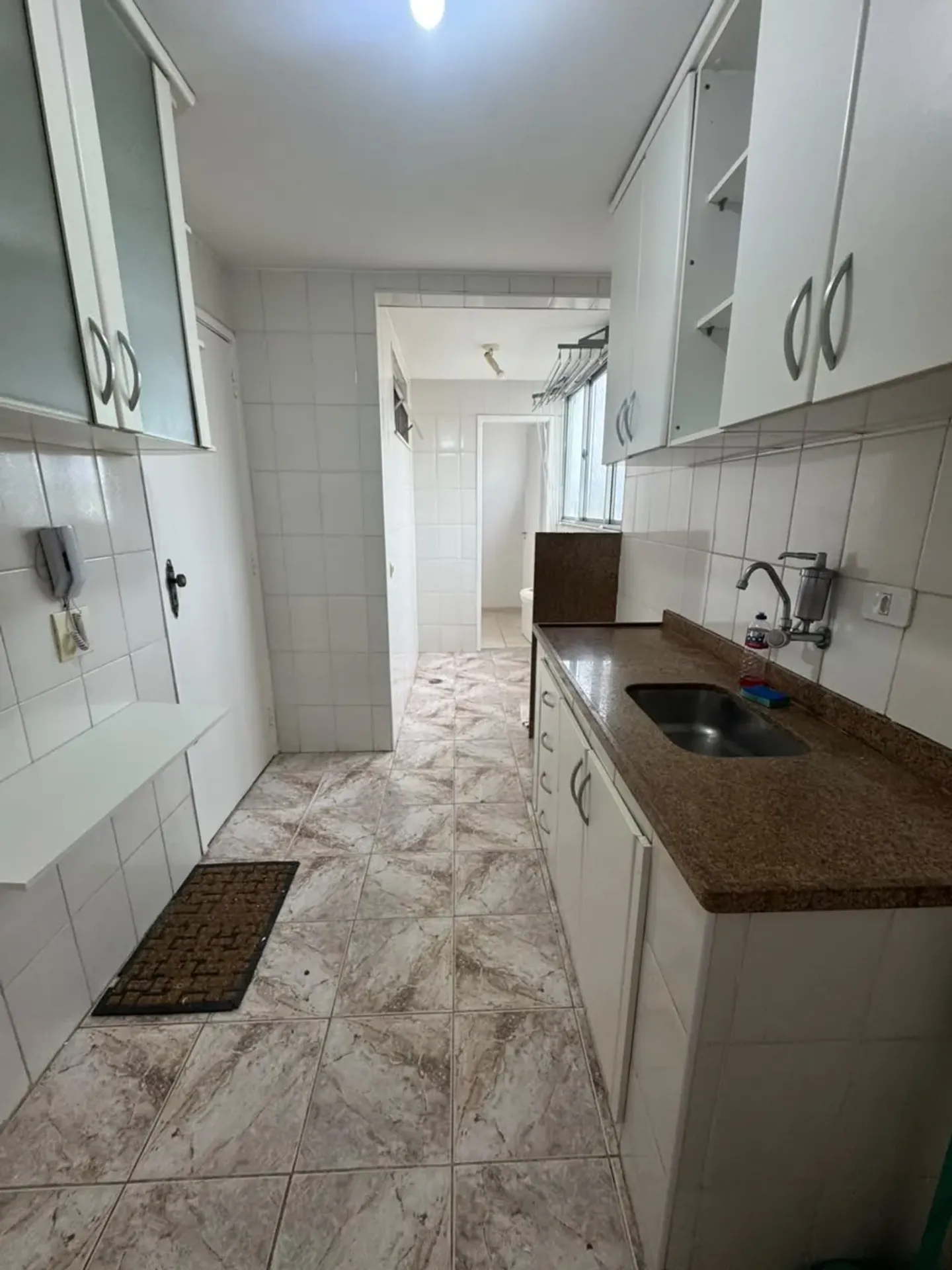 Apartment on the 3rd floor with wood or laminate floors — photo 16