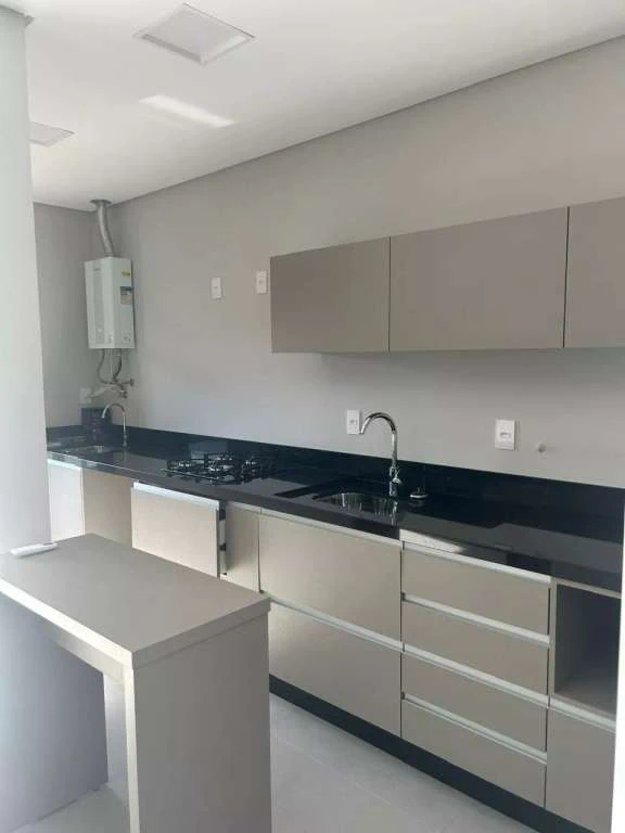 Unfurnished apartment with 2 bedrooms and gas stove — photo 2