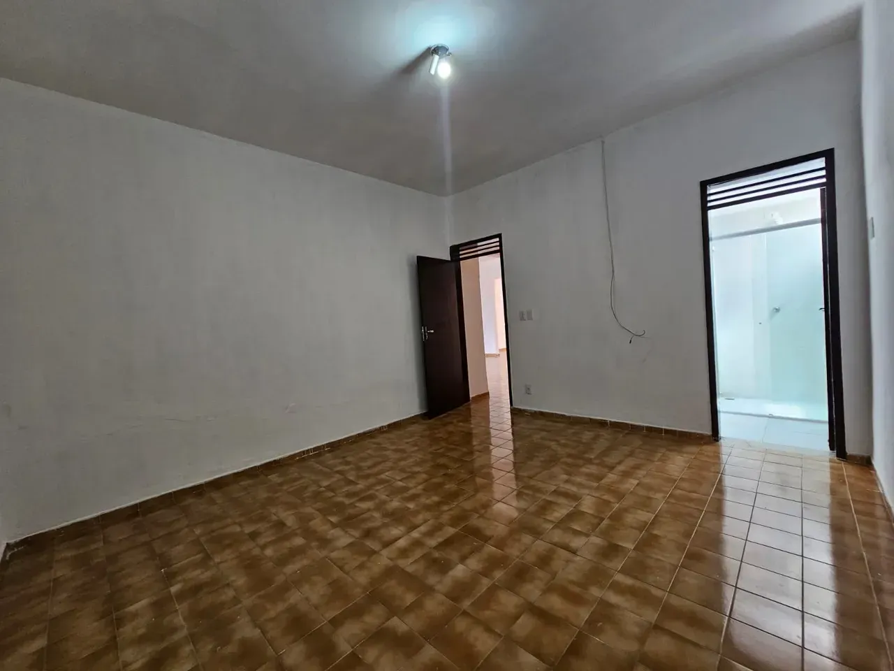 4 quartos e jardim: casa de 246 m² — photo 35