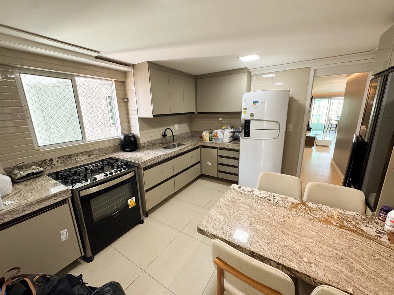 153 m² apartment with 4 en-suite bedrooms and 3 parking — photo 18