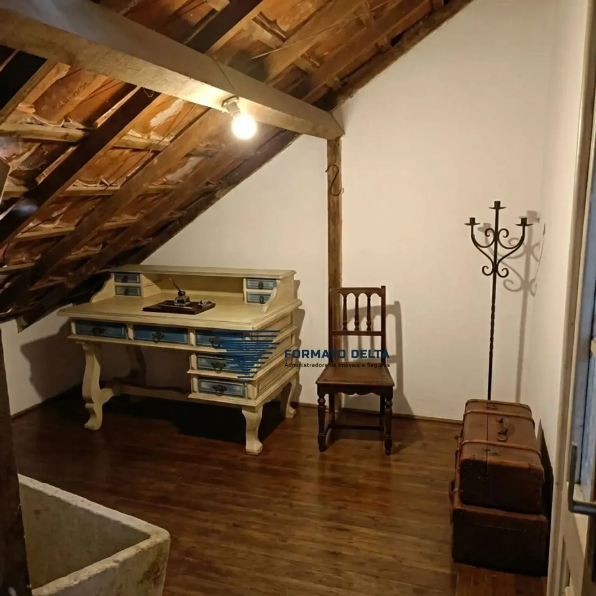 Casa com 8 quartos, 4 banheiros e 7 vagas no 2º andar — photo 47