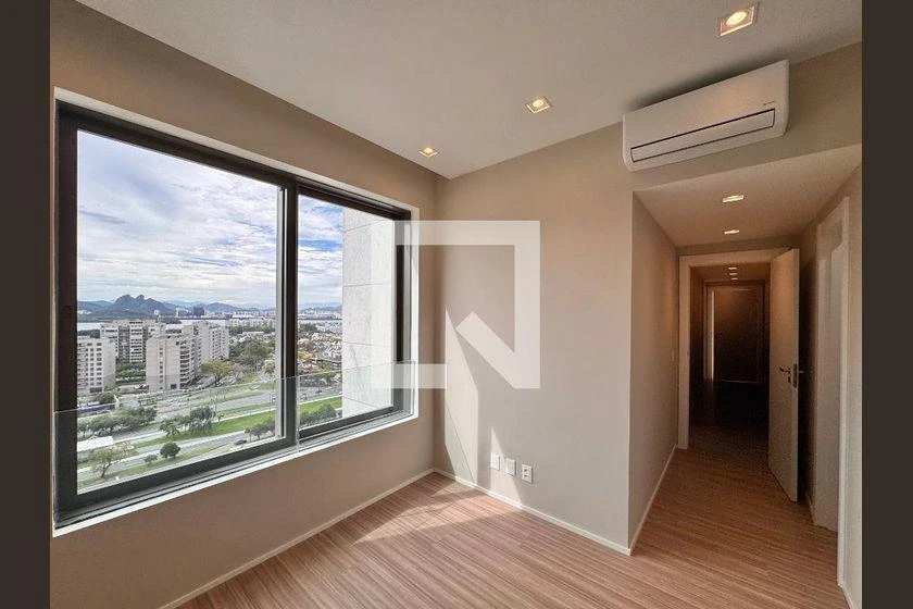 Rental apartment with 3 en-suite bedrooms and 130 m² — photo 20