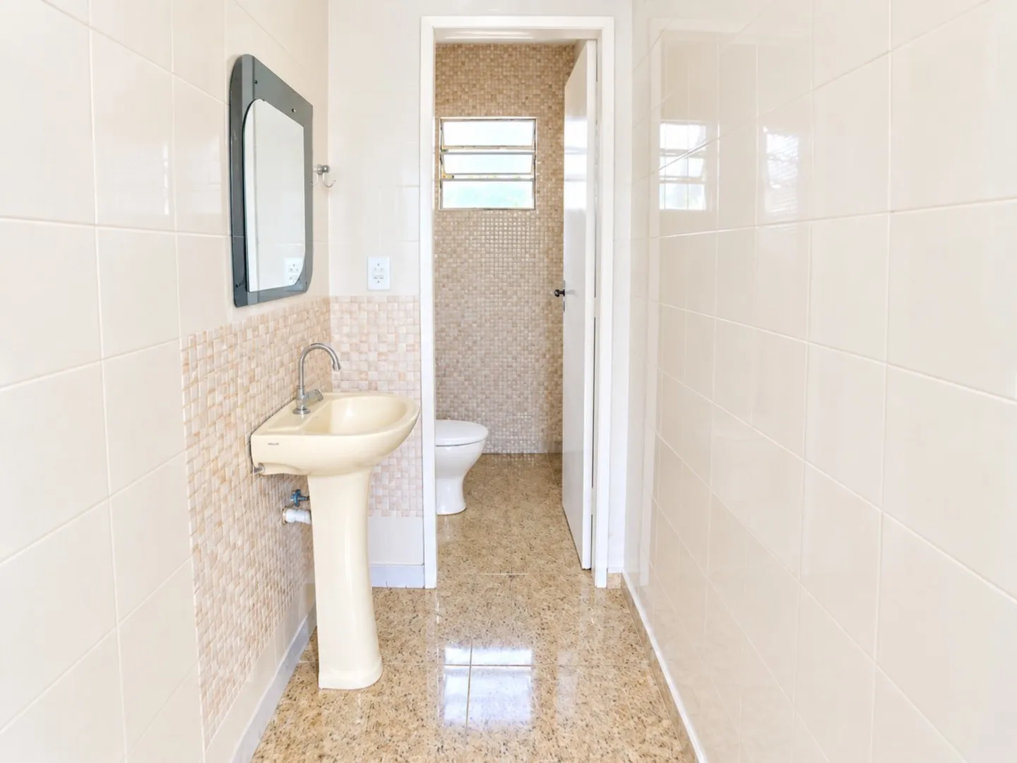Будинок: 2 спальні, 1 з власною ванною кімнатою, 70 м² — photo 8