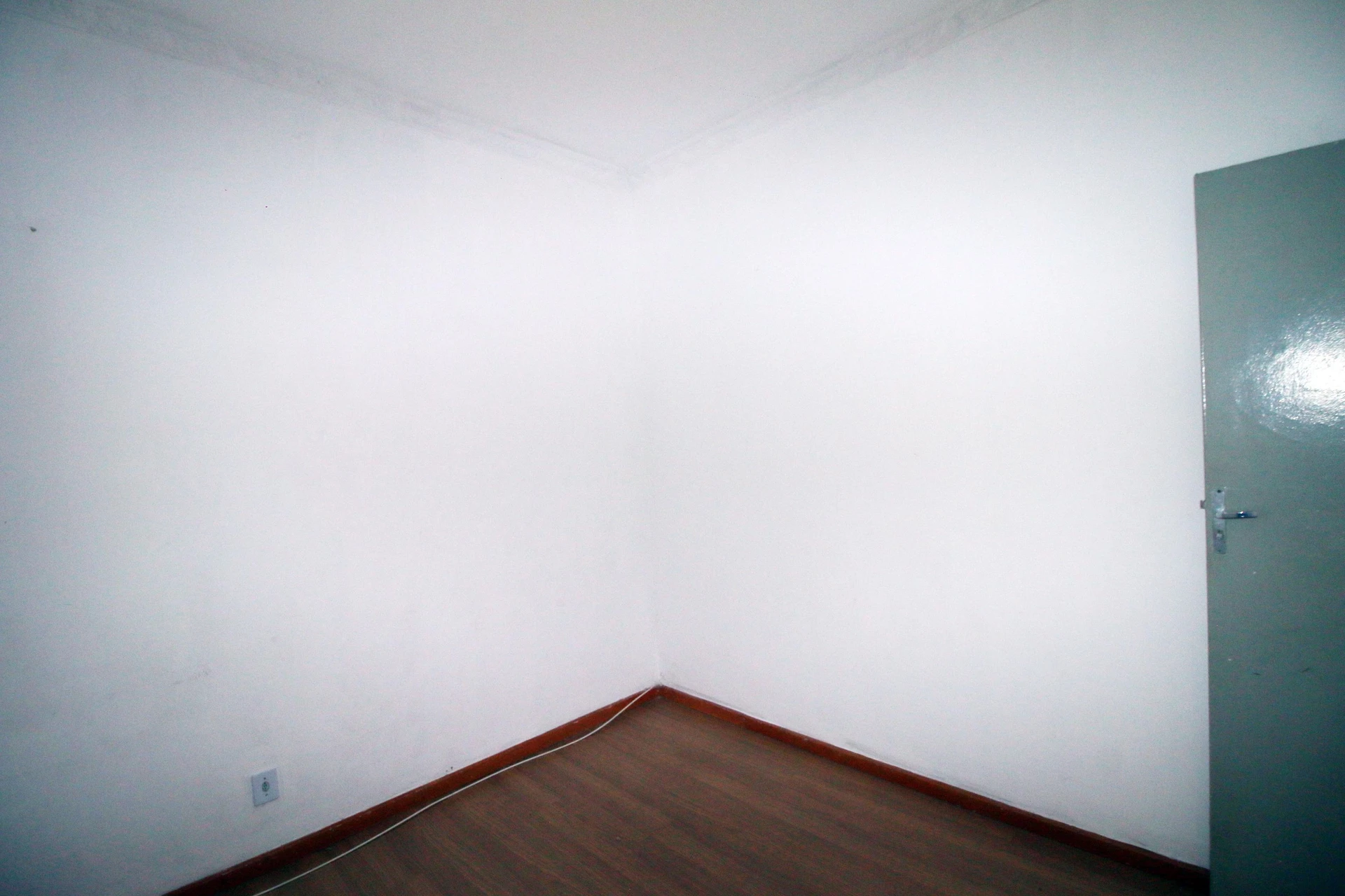 Apartment, 30 m², with wood or laminate floors — photo 37