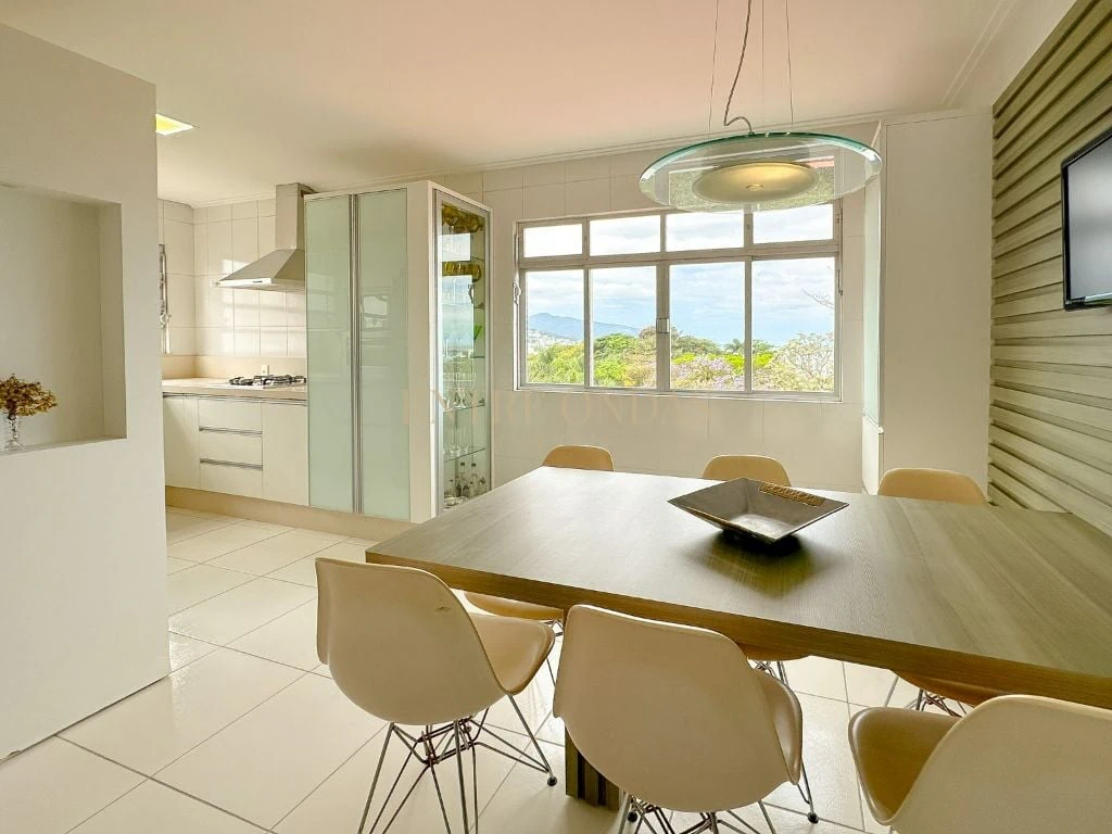 Private pool in a 3-bedroom house, 250 m² — photo 19