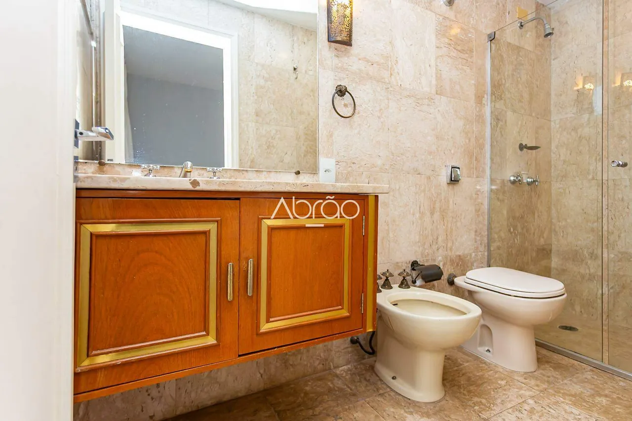 Apartment with 2 en-suite bedrooms and 256 m² — photo 11