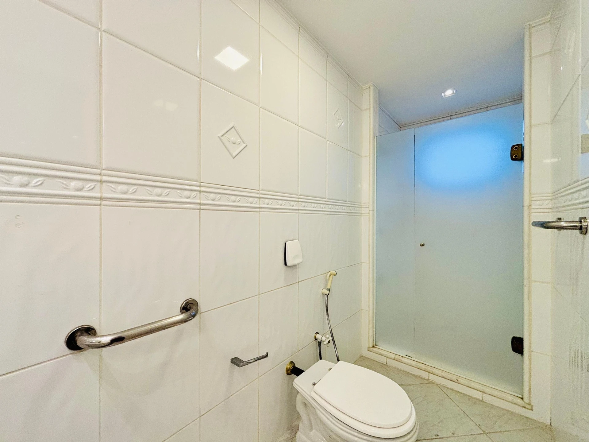 Mountain view in a 4-bedroom apartment, 220 m² — photo 26