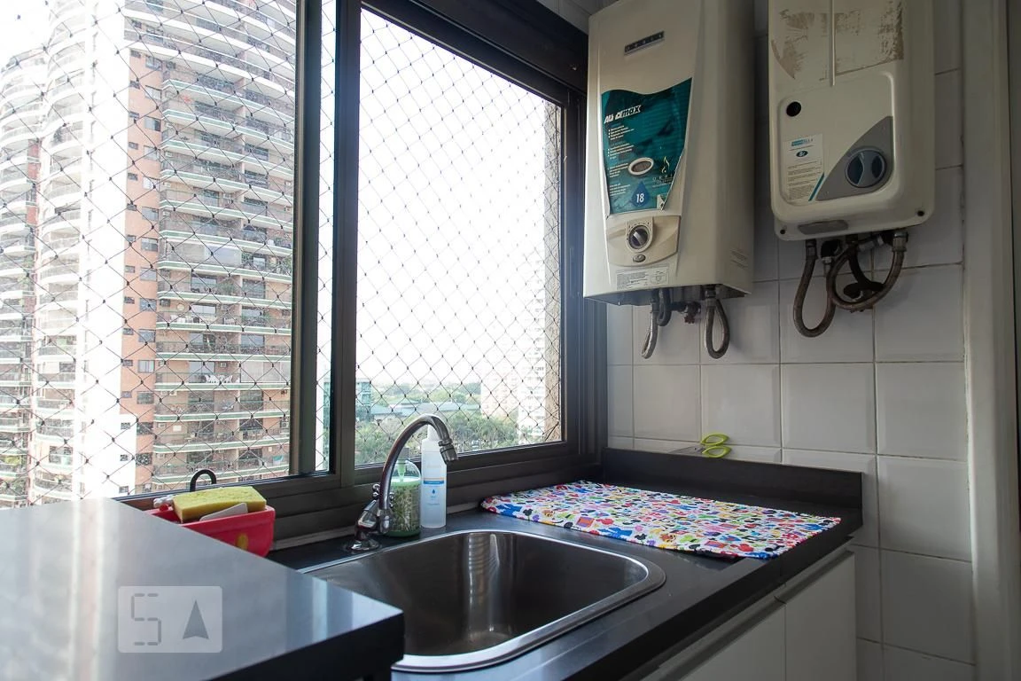2-bedroom apartment with a home office — photo 36