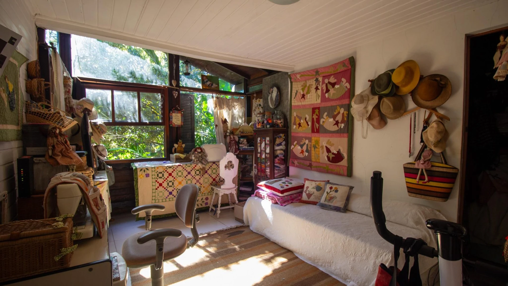 Furnished house with 5 bedrooms and 3 bathrooms — photo 11
