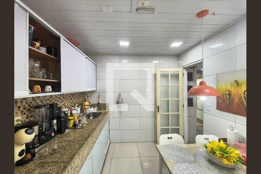 Casa com 2 quartos, 1 banheiro e cozinha fechada a gás — photo 7