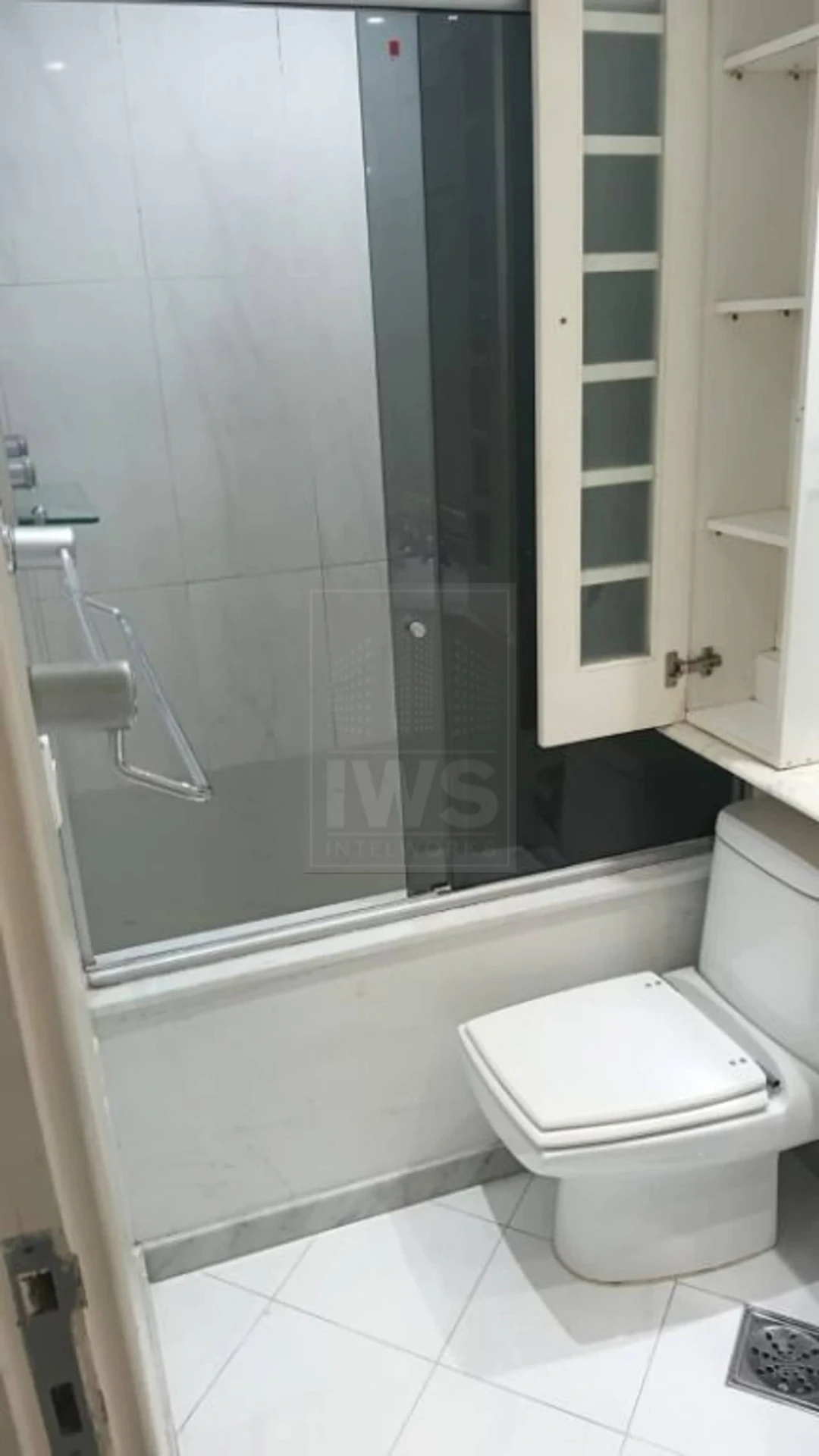 3-bedroom apartment in a building with a sauna — photo 29