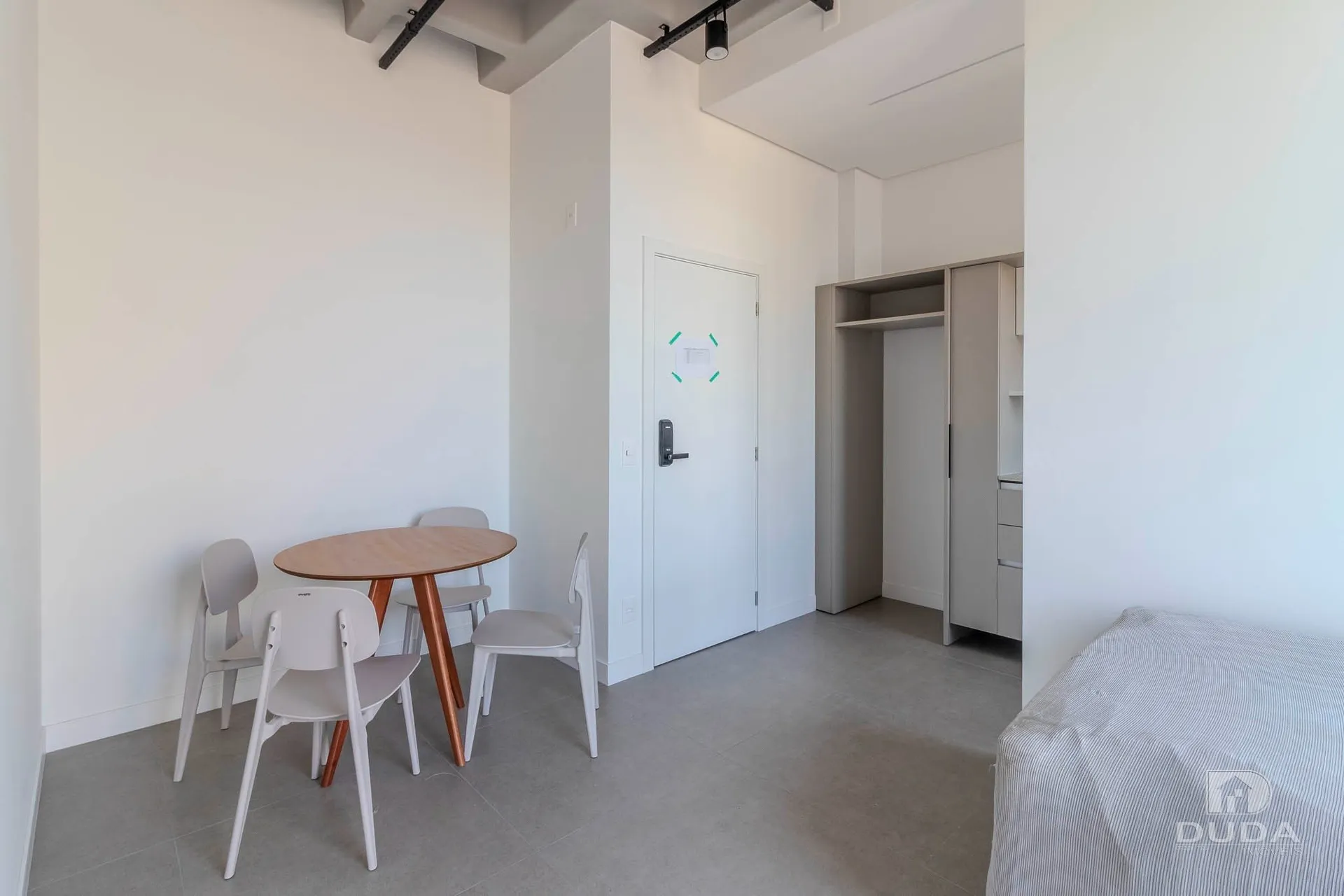 2-bedroom apartment with 1 parking space — photo 17