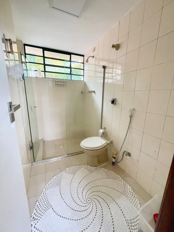 450 m² house with 4 bedrooms and 4 bathrooms — photo 22