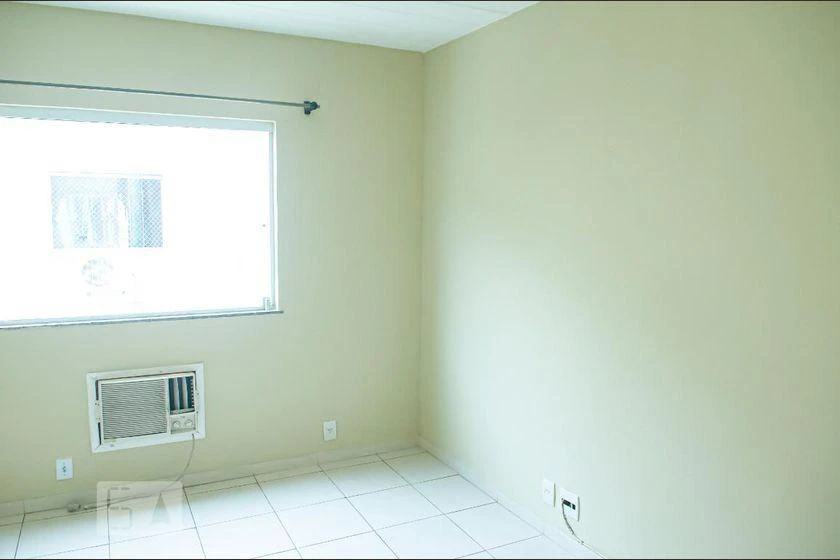 Balcony with a grill in a 2-bedroom house, 118 m² — photo 6