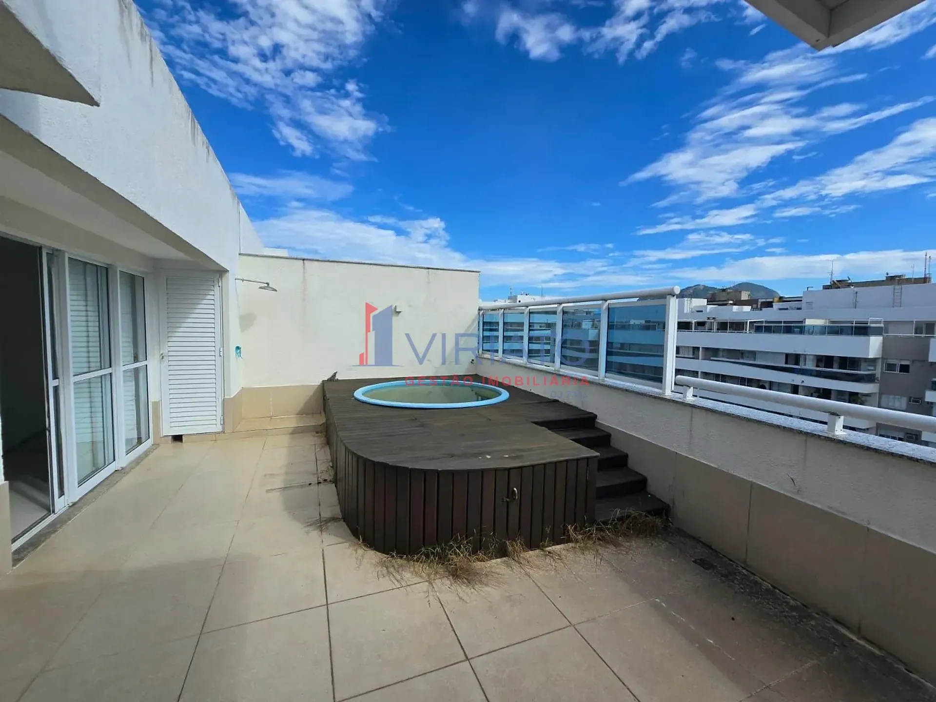 Apartment with 5 bedrooms and 2 bathrooms plus a balcony — photo 55
