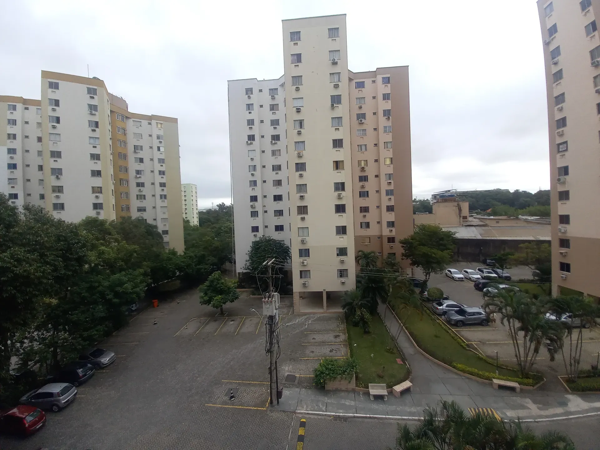 Apartment on the 3rd floor with wood or laminate floors — photo 13