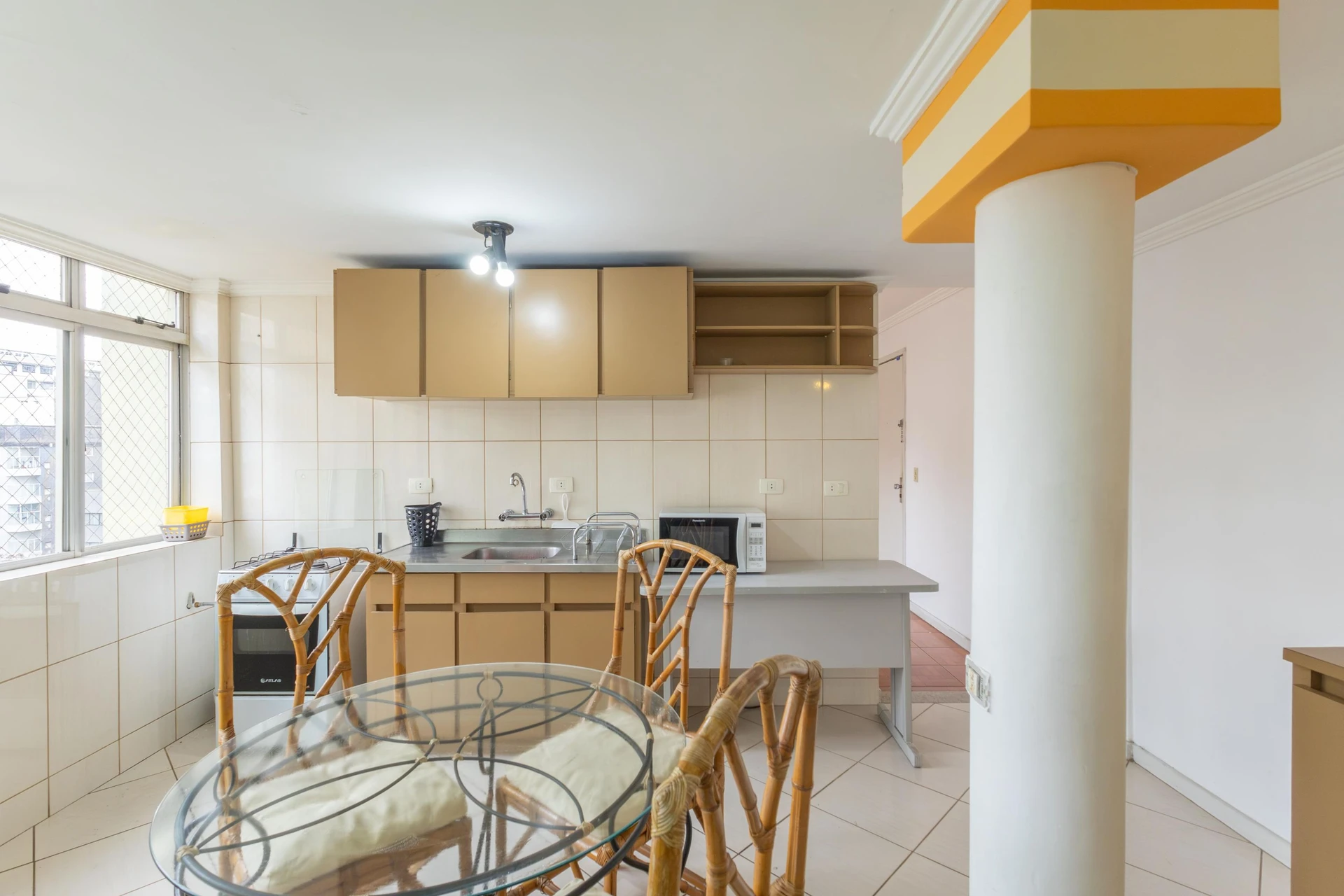 2-bedroom apartment with a washing machine in Curitiba — photo 6