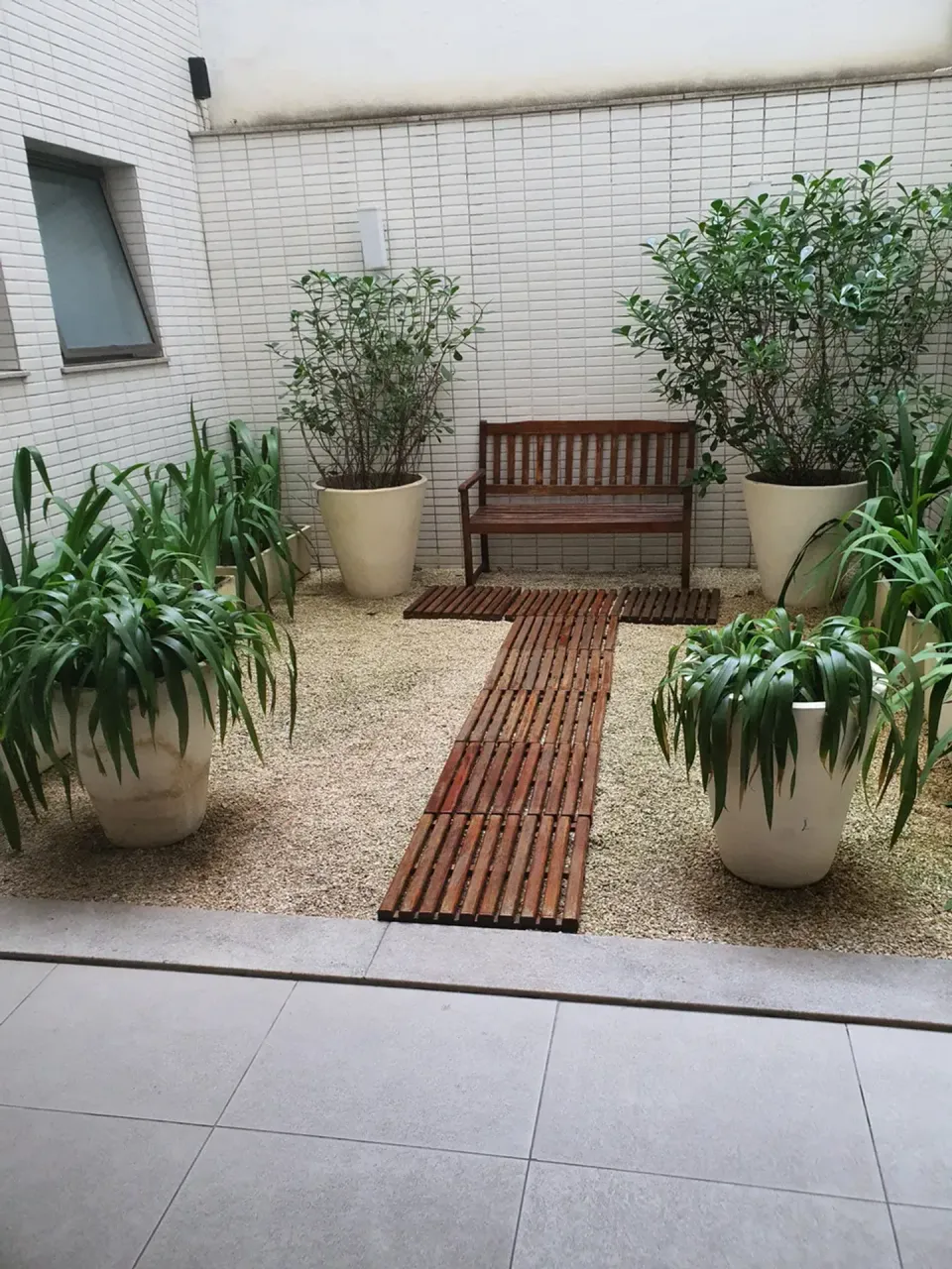 90 m² apartment with 2 bedrooms and a balcony — photo 7