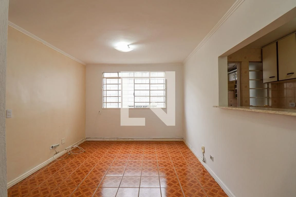2-bedroom apartment with a washing machine in Curitiba