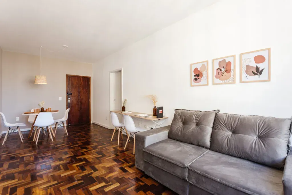 Furnished 1-bedroom apartment on the 13th floor — photo 3