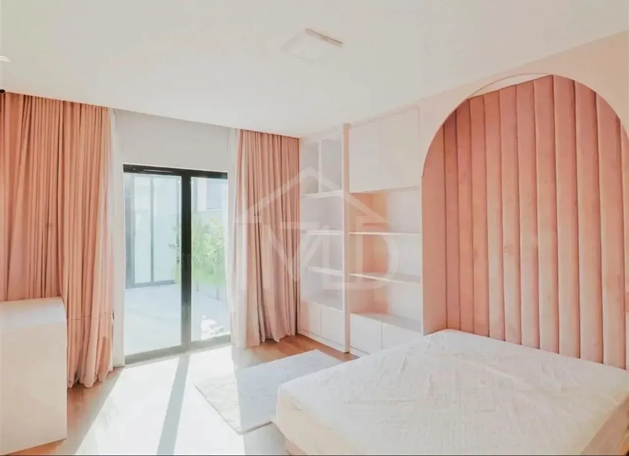 House with 5 bedrooms and 5 bathrooms, 850 m² — photo 6