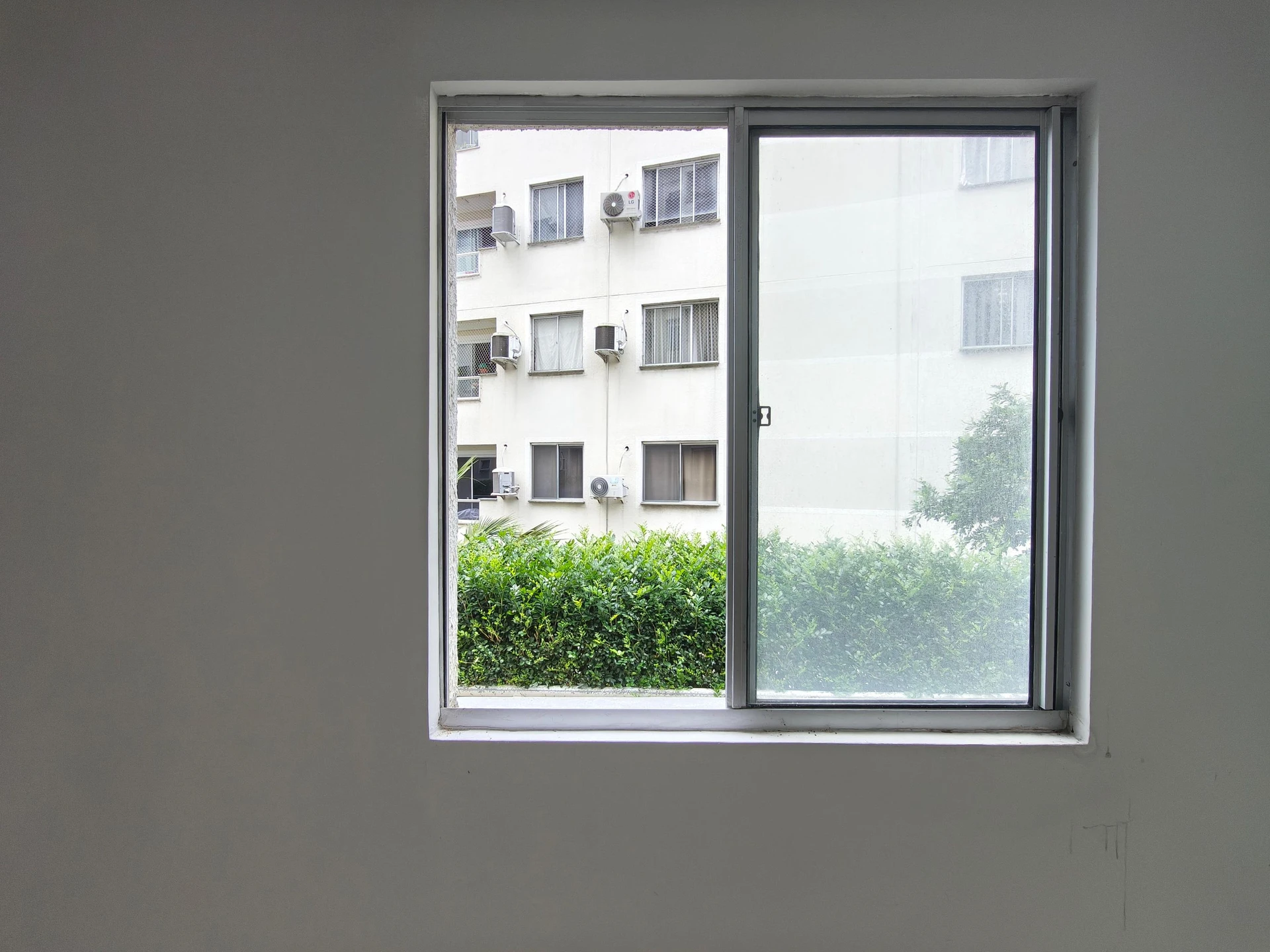 2-bedroom apartment in a building with a pool — photo 47
