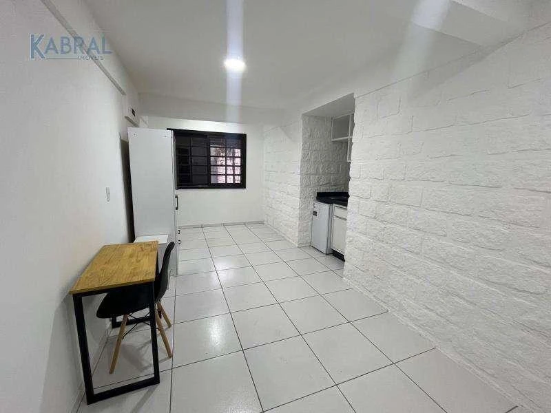 1 quarto e espaço de home office: apartamento de 15 m² — photo 10