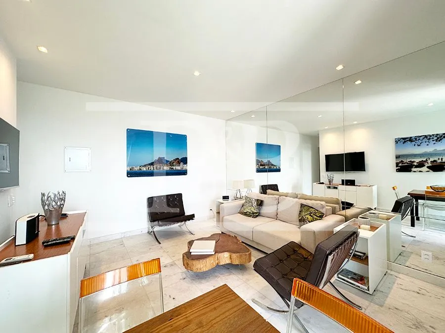 Apartamento de 2 quartos com piscina no prédio — photo 12