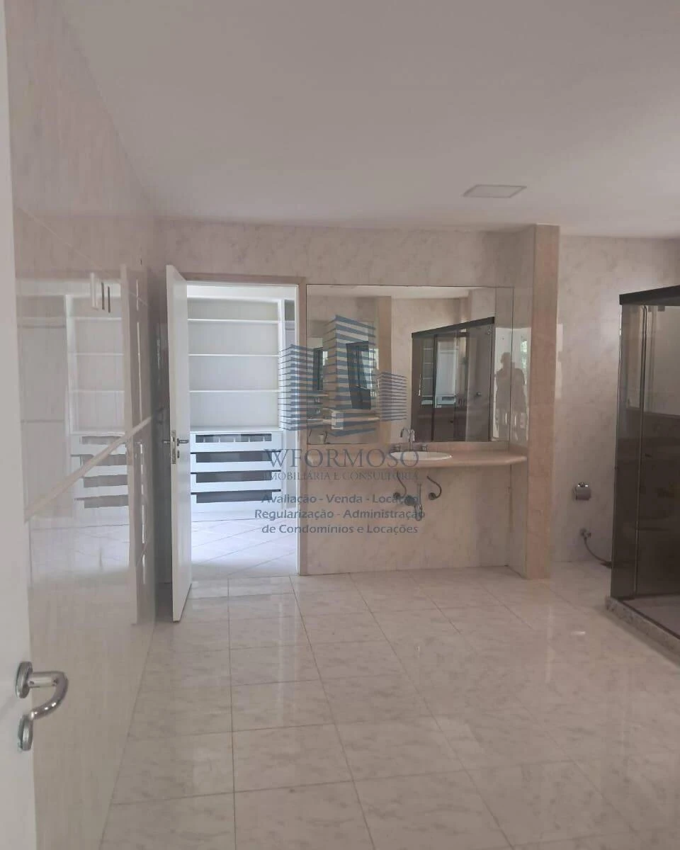 House, 443 m², with a grill on the balcony — photo 16