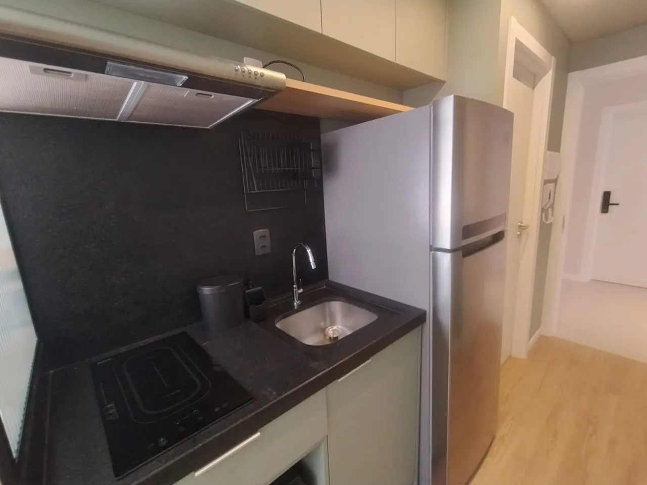 Furnished 21 m² studio with kitchenette and electric stove — photo 13