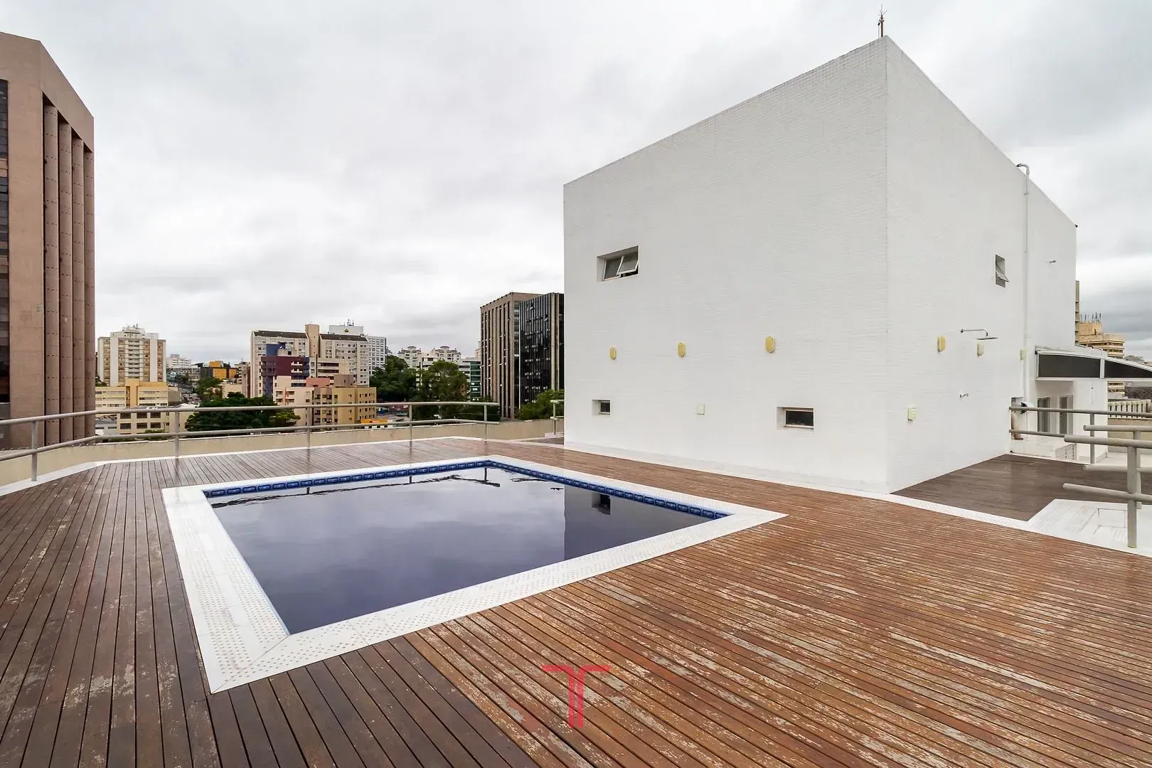 Furnished 33 m² apartment with 1 bedroom and 1 bathroom — photo 32