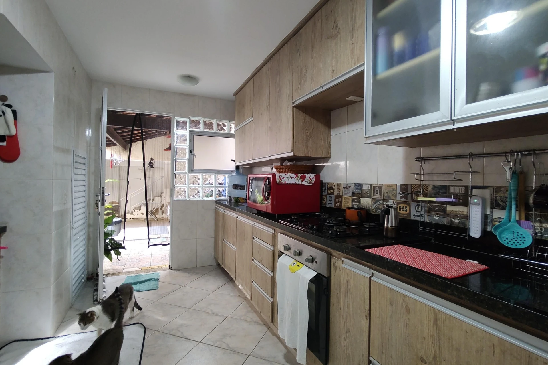 Furnished house with 4 bedrooms and a built-in balcony grill — photo 37