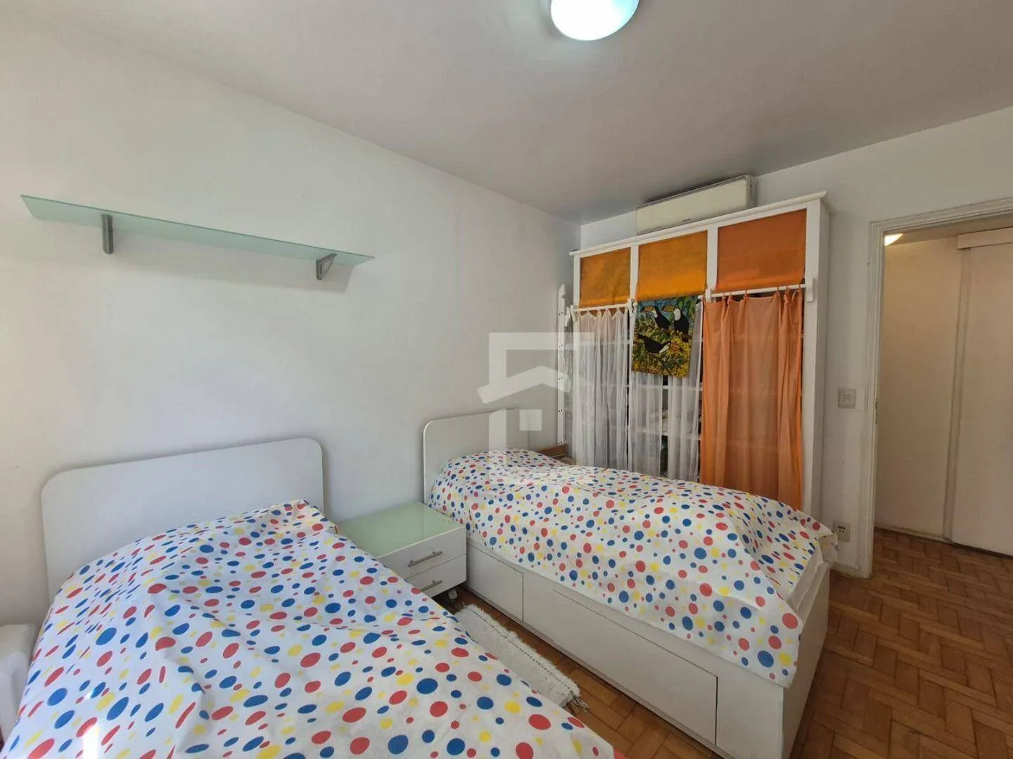 Unfurnished 3-bedroom apartment with a balcony — photo 12
