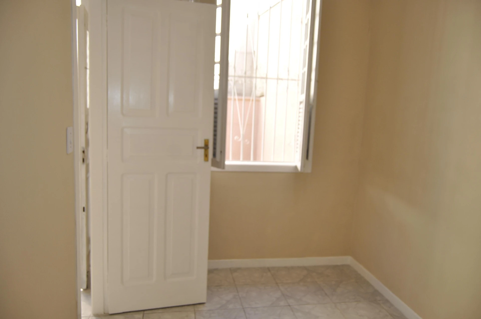 2-bedroom house with a garden in Rio de Janeiro — photo 22