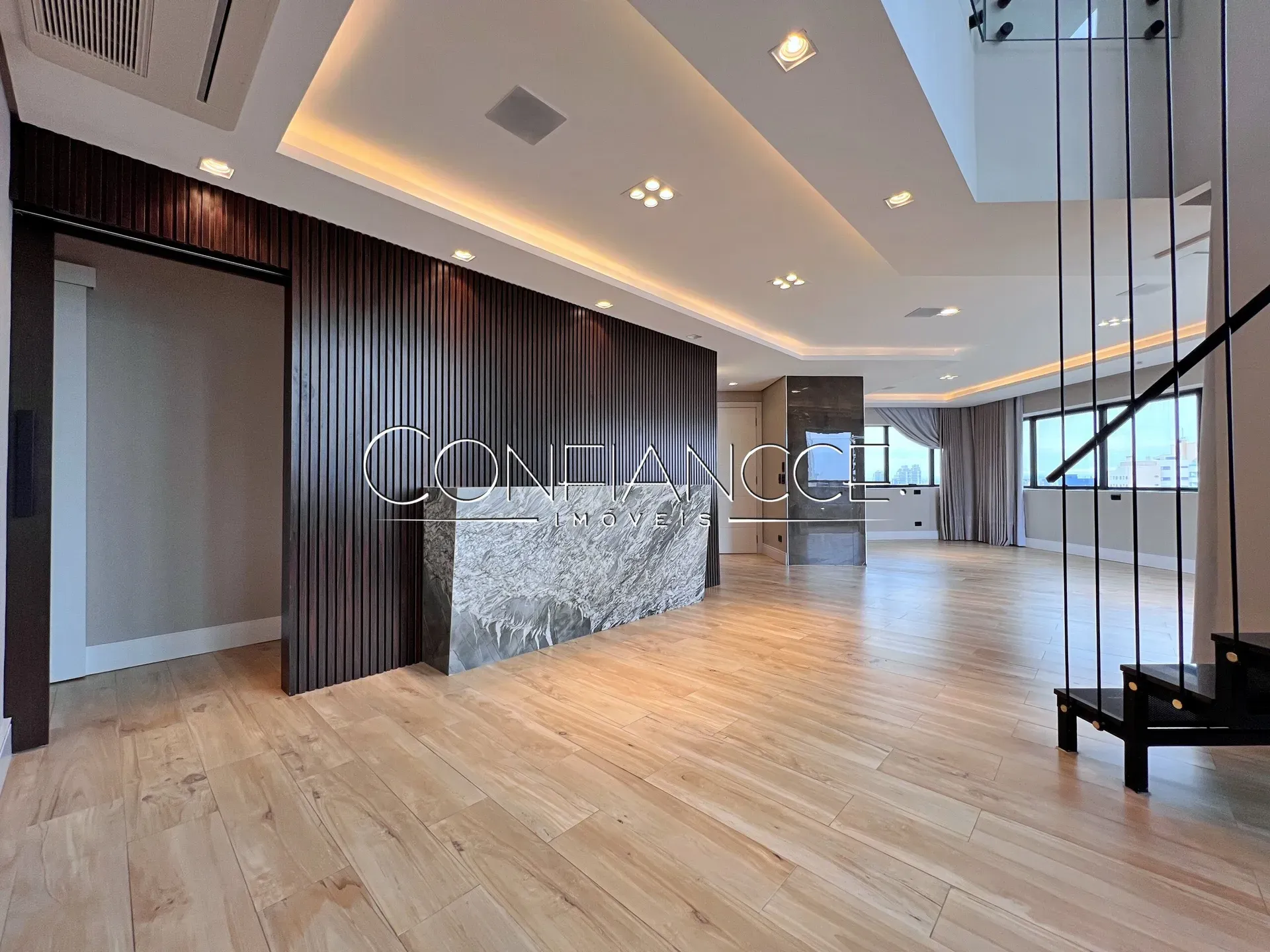 Apartamento de 463 m² con 3 suites y 4 plazas — photo 6