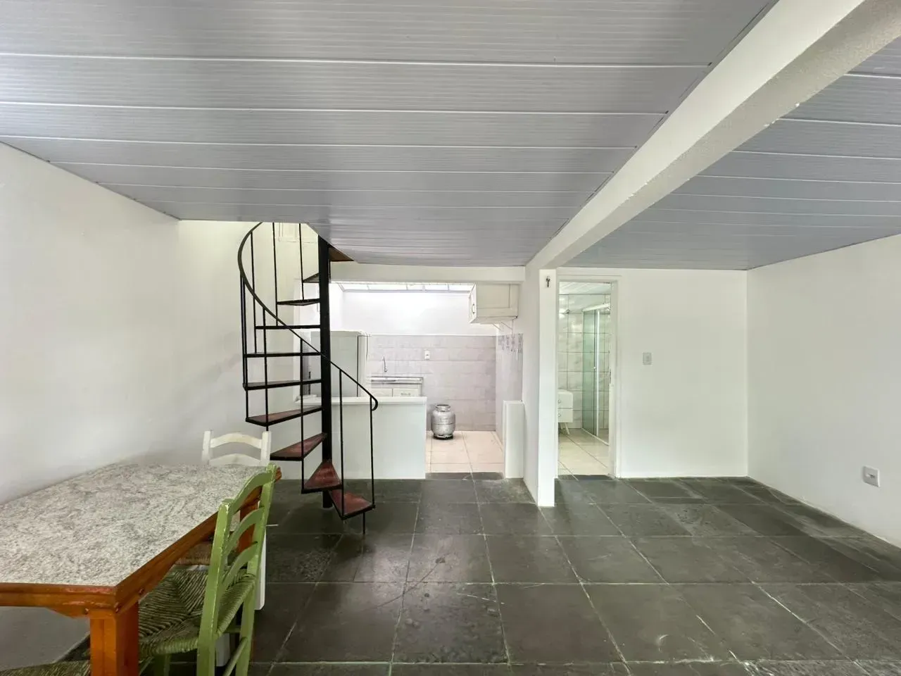 Furnished 90 m² house with 2 bedrooms and 1 parking spot